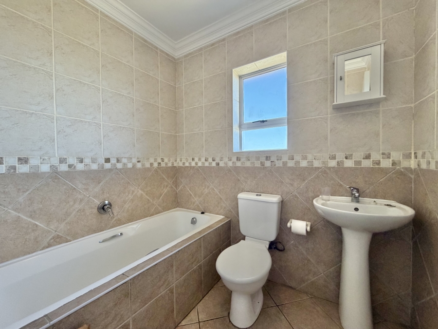 2 Bedroom Property for Sale in Jeffreys Bay Central Eastern Cape